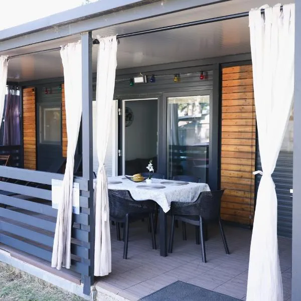 Mobile Home ADRIA, Hotel in Privlaka