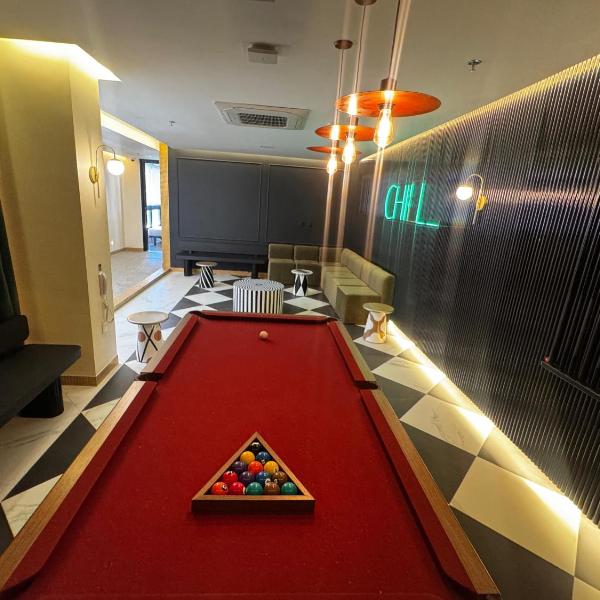 Luxury studio in NEW 5 STAR building in Arpoador steps from Ipanema & Copacabana beach