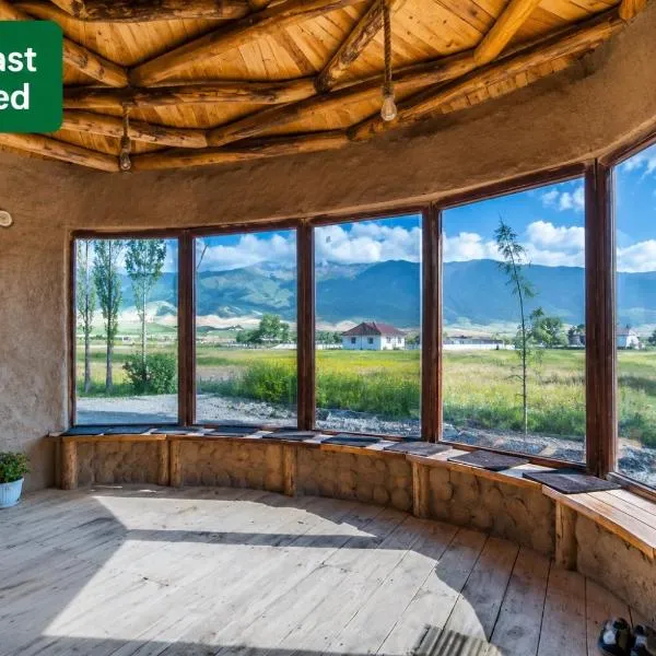 KyzArt Hotel & Horse Tours, hotel em Bagysh