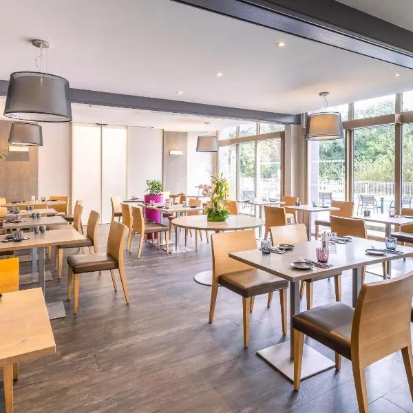 Mercure Strasbourg Aéroport, готель у місті Оствальд