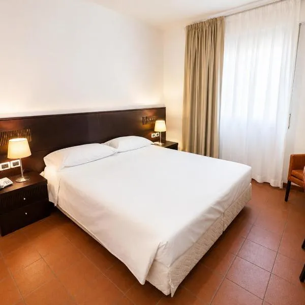 Hotel Eurovil, hotel en Predore