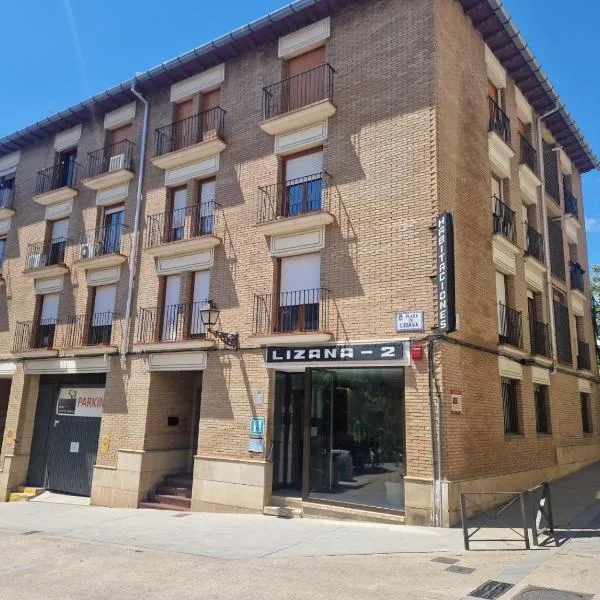 Hostal Lizana 2, hotel in Huesca