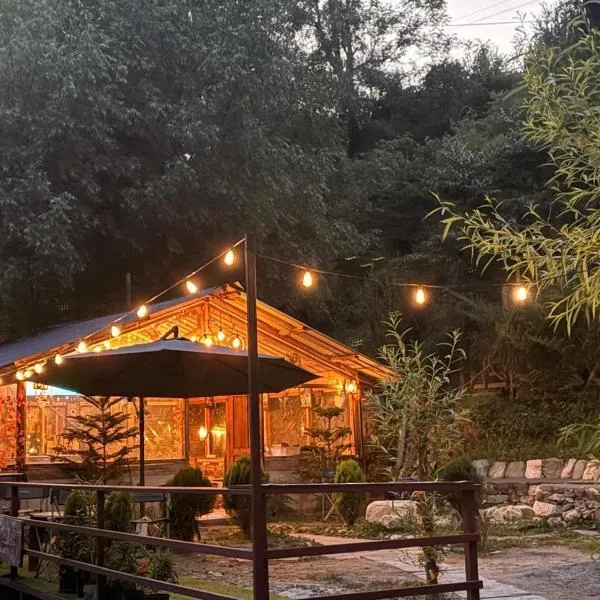 Mystic Vibes - Jibhi, hotel i Jibhi