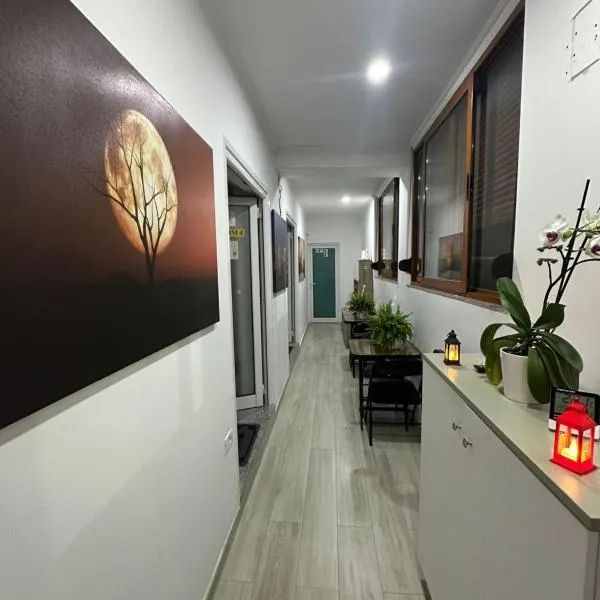 Aral Hostel, hotel i Berat