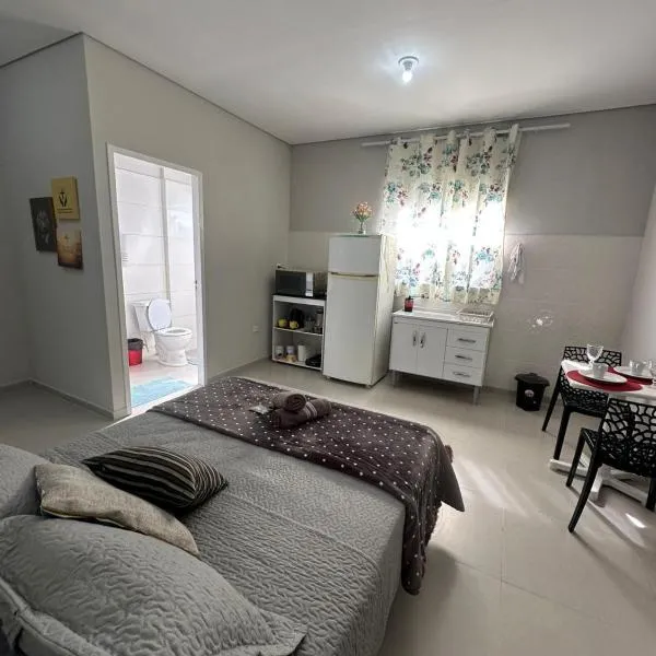 03 Studios centro,proximo a rodoviaria-itapeva sp, готель у місті Ітапева