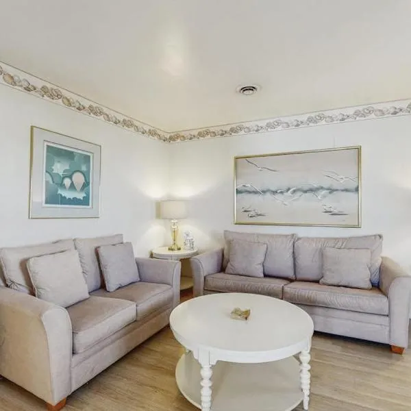 37534 Lighthouse Rd #202, hotel in Fenwick Island