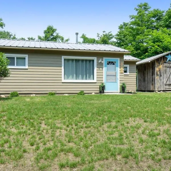 Crystal Mountain Charm, hotelli kohteessa Thompsonville