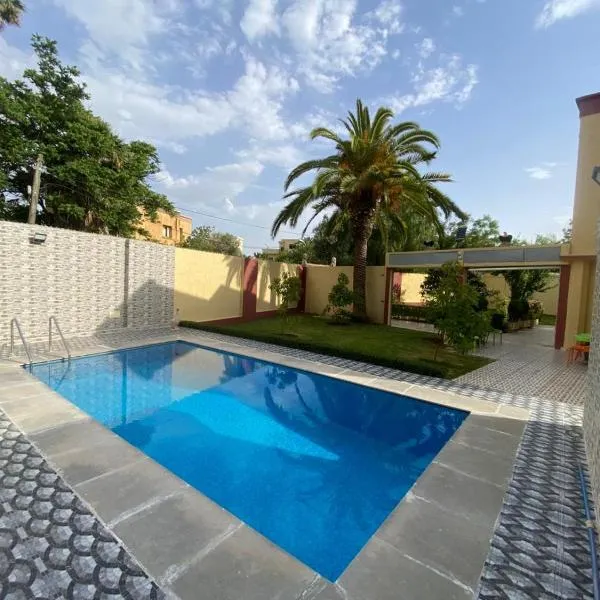 Villa Sais avec piscine, hotel u gradu 'Meknes'