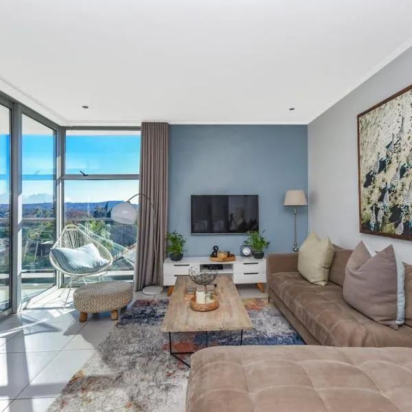 Stunning 2 Bedroom Apartment in Rosebank, hotel in Johannesburg