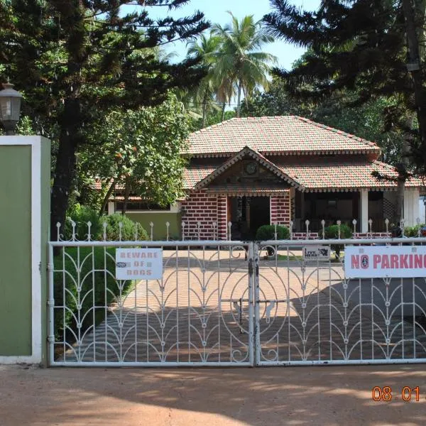 Hill Top Goa Lodge, hotel v destinaci Vagator