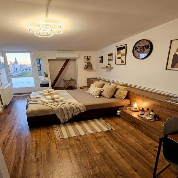 Wood Nest, hotel di Bragadiru