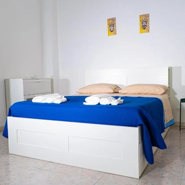Spacious and bright apartment in Catania - central、カターニアのホテル