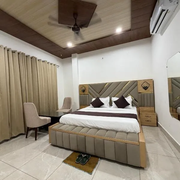 Hotel Staywell, hotel a Karnal