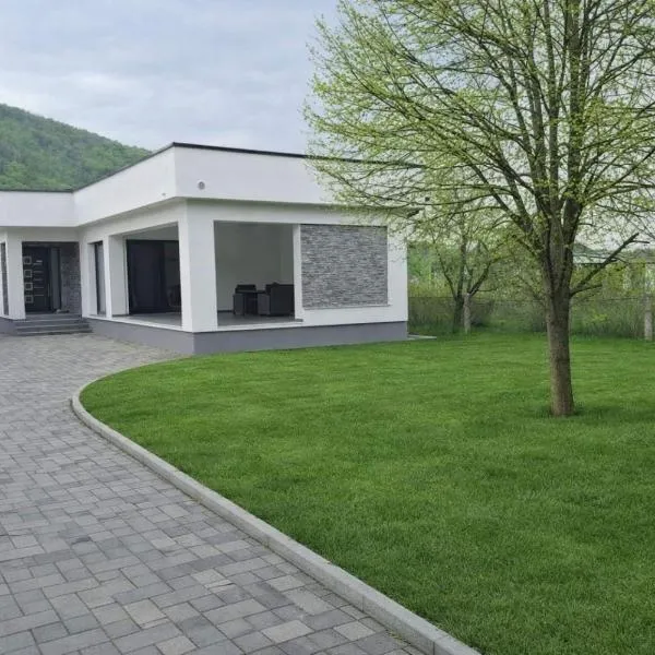 Villa Una-Adi-Ela, hotel em Bihać