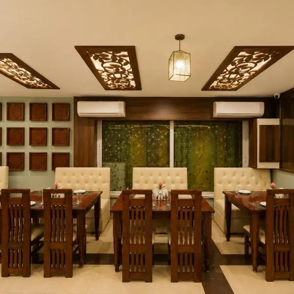 Hotel The Luxury Delhi Airport photo 2