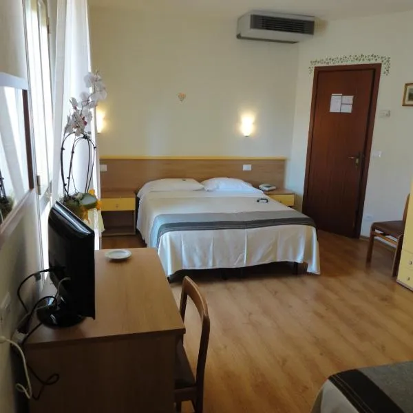 Hotel Mariani, hotell i Lido di Camaiore