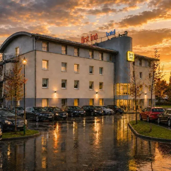 First Inn Hotel Paris Sud Les Ulis, khách sạn ở Les Ulis