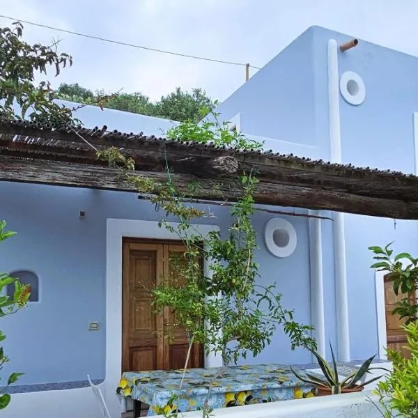 Casa del Limone, khách sạn ở Filicudi