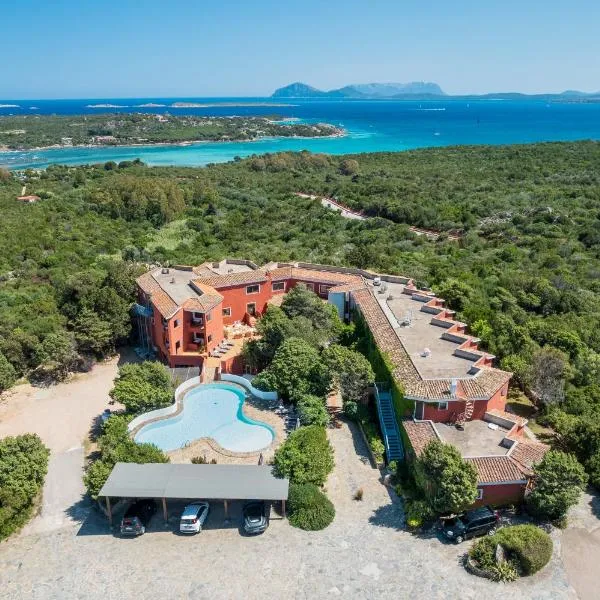 Hotel Valdiola – hotel w mieście Porto Cervo