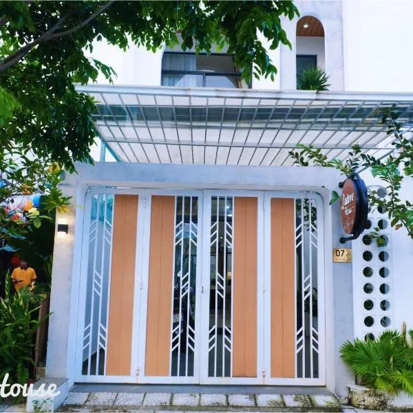 Jadore House, hotel in Danang