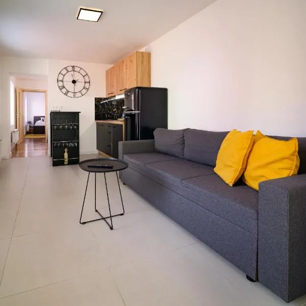 PB Apartments, hotel Iglón