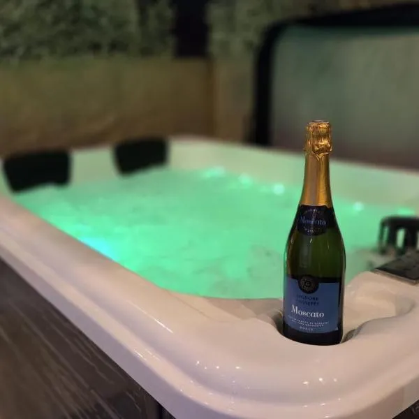 Botanica - Private Spa, Hotel in Saint-Quentin