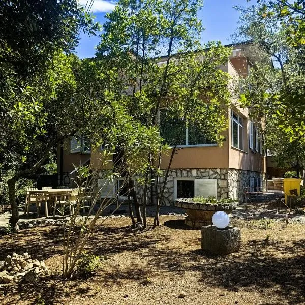 Villa Mario Verde, hotel en Punat