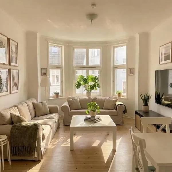 Spacious 3 Bedroom Apartment In The Heart Of Bergen, hótel í Bergen
