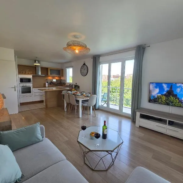DreamLand Paris - cozy apartment 10 min away from Disneyland, hotel em Montévrain