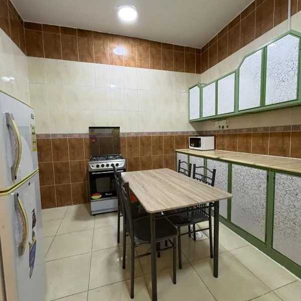 Asus Al Taj Serviced Apartments, hotel em Baish