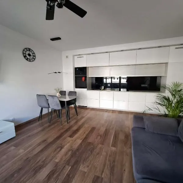Apartament Rekiny na Wakacjach - Aquapark Reda, hotell i Reda
