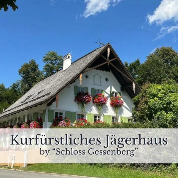KURFÜRSTLICHES JÄGERHAUS - by "Schloss Gessenberg" - luxurious vacation home with mountain views, suitable for families and friends, hotel v mestu Reit im Winkl