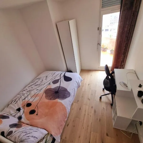 Best Room Paris, ξενοδοχείο σε Houilles