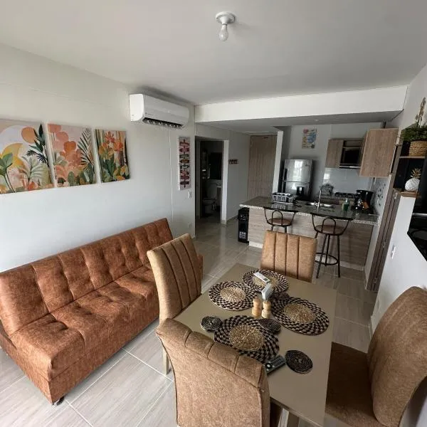 Loft Apartment - Full AC With Free Parking Pool, hotel Cartagena de Indiasban