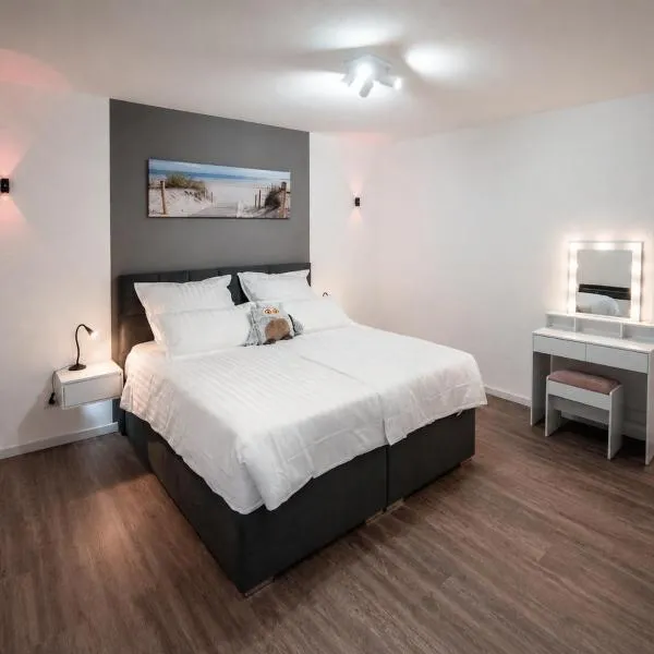 Momo Home Ferienwohnung Sankt Wendel, מלון בסנט ונדל