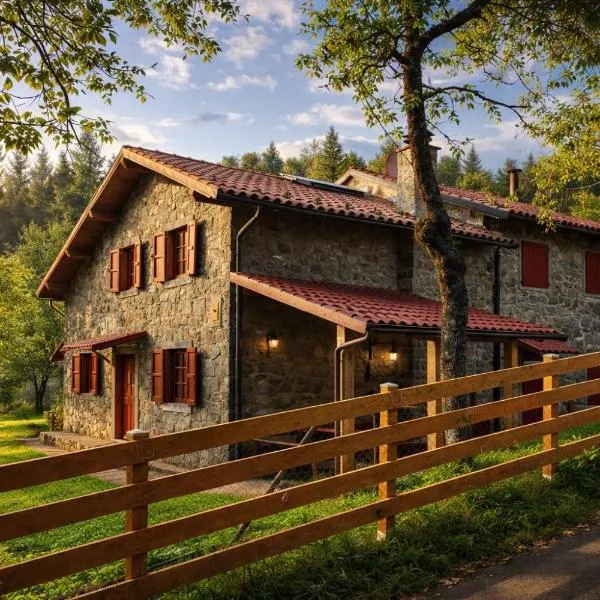 Holiday House Casini di Corte, hotel in Corfino