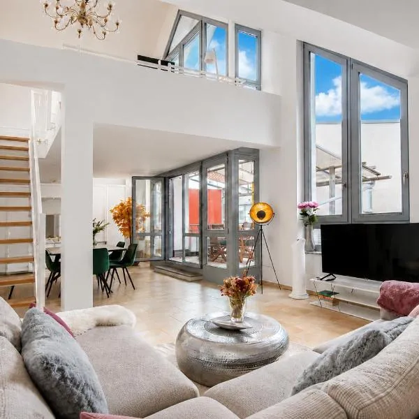 Luxury Penthouse for 8 - Center - Parking - Therme 8 min - Airport 15 min, Hotel in Erding