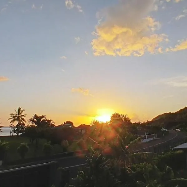 Chalet Familiale Vue Mer et Coucher de Soleil Moorea, hotel i Moorea