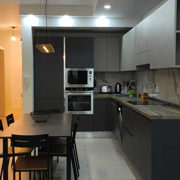 Link Point -Private room in shared Apartment, Hotel in Misraħ Il-Barrieri