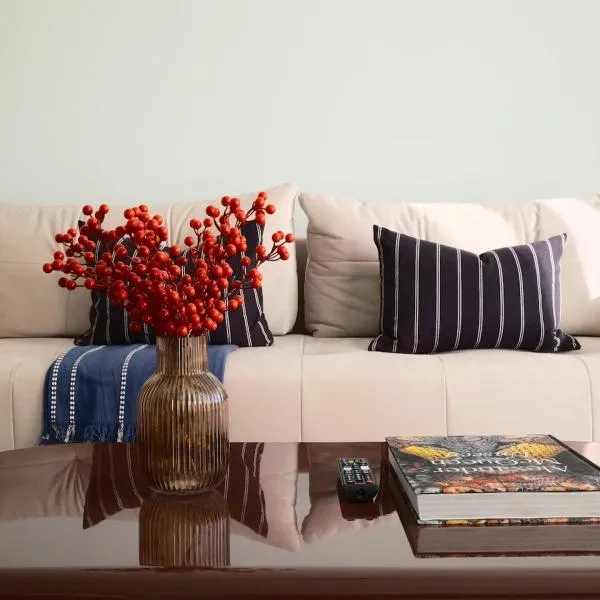 Bright & Modern 2 Bedroom Apartment in Ixelles, hotel em Bruxelas
