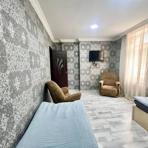 Ruslan Hotel 1, khách sạn ở Poti