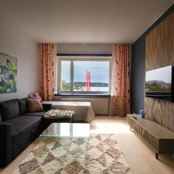 Saimaa Design, lake view, AC, Wifi, hotel v mestu Savonlinna