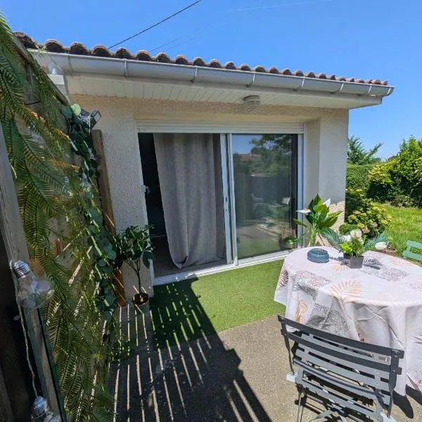 L'instant campagne - appartement cosy avec jardin, hotel in Meauzac