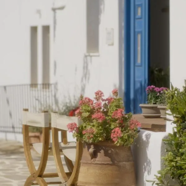 Spanos Apartments - Andros, hotel u gradu 'Agios Petros'