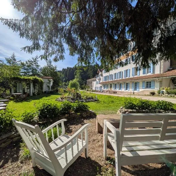 Les Contes, Hotel in Fougax-et-Barrineuf