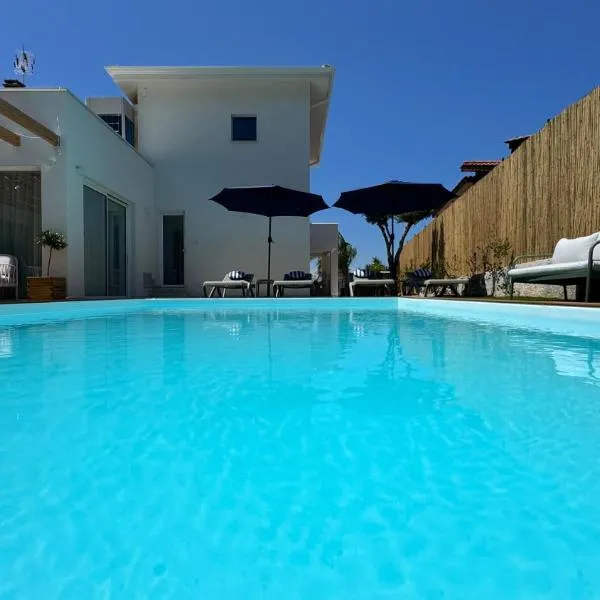 Novaeos Sicily，泰拉西尼的飯店