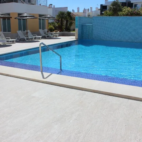 Casa dos Panache - Fabulous modern apartment - Great Location – hotel w mieście Cabanas de Tavira