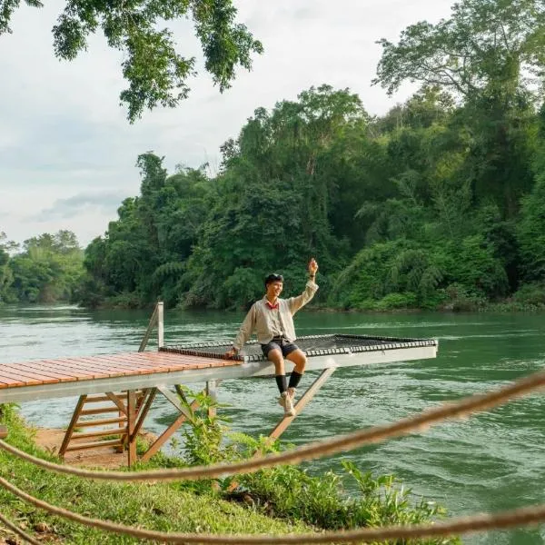 Puprai Tarnnarm Resort, hotel em Thong Pha Phum