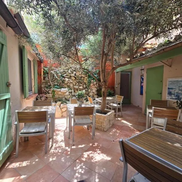 Hôtel Le Colbert, hotell sihtkohas Avignon