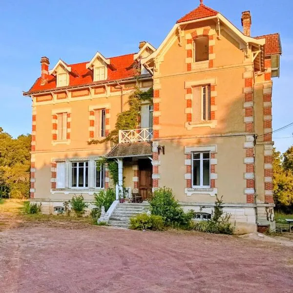 Hennessy Hunting Estate, khách sạn ở Aubigné